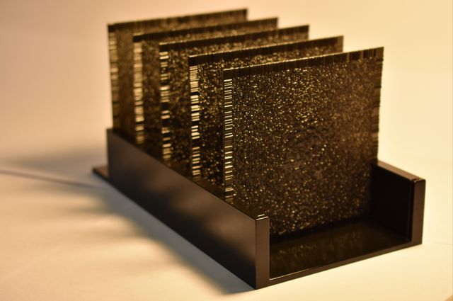 UCLA engineers develop artificial intelligence device that identifies objects at the speed of light
